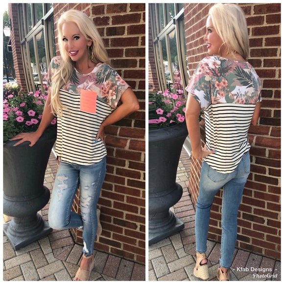 🛍LAST 1! Tropical Flower Color Block Print Top - Picture 5 of 8